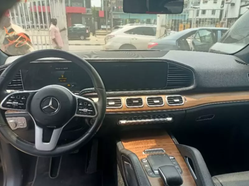 Mercedes-Benz GLE 350   - 2021