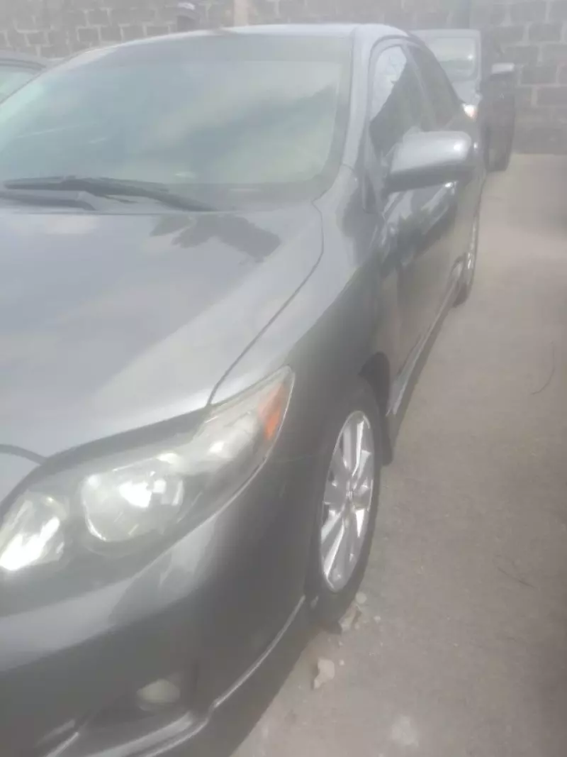 Toyota Corolla Sport   - 2010
