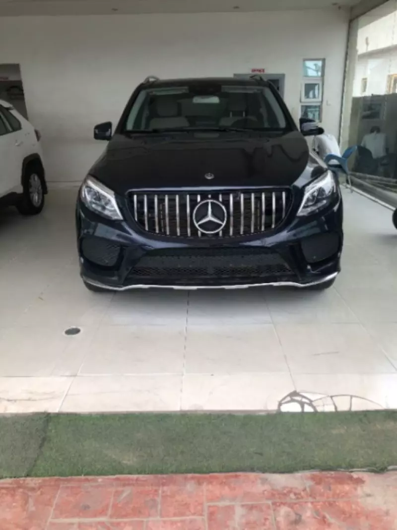 Mercedes-Benz GLE 400   - 2018