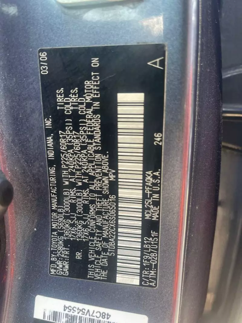 Toyota Sienna   - 2006