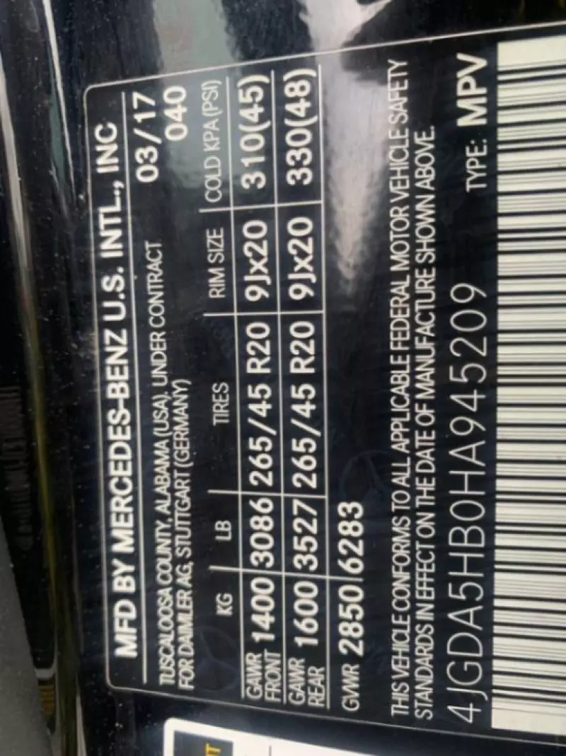 Mercedes-Benz GLE-Class   - 2017