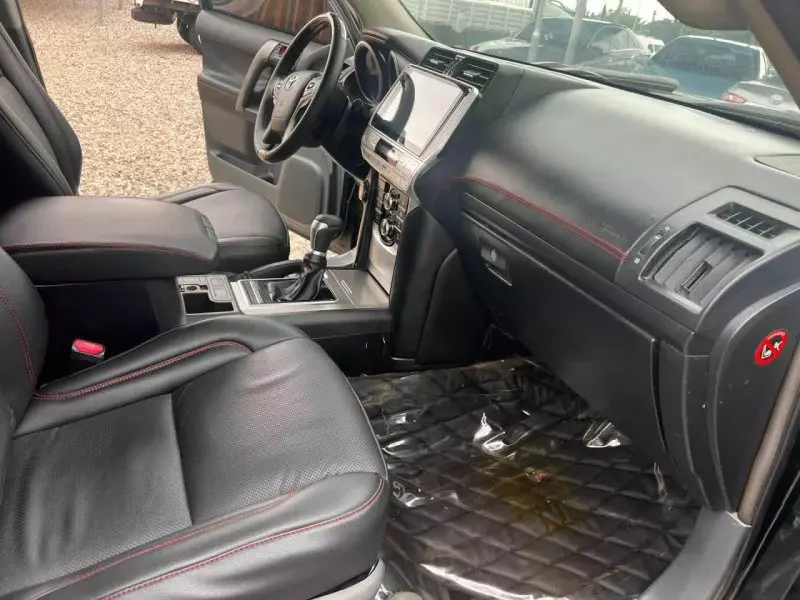 Toyota Land Cruiser Prado   - 2010