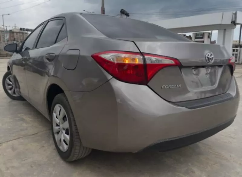 Toyota corolla   - 2016