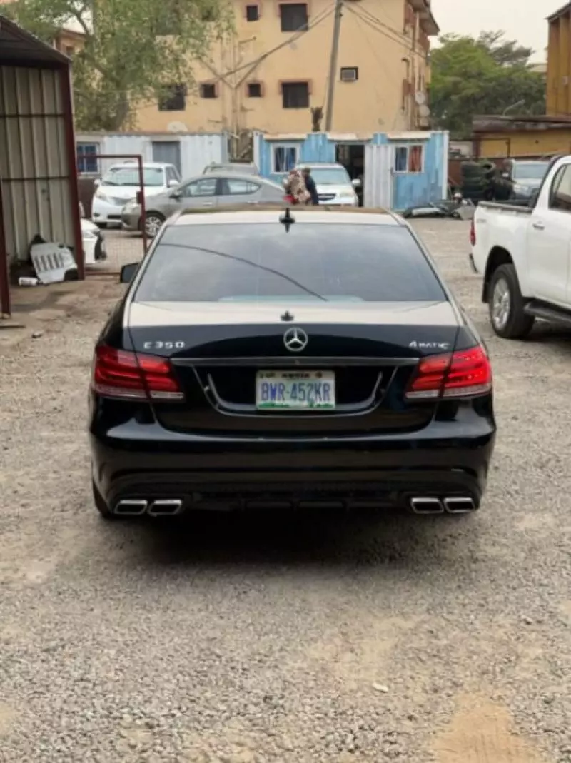 Mercedes-Benz E 350   - 2012
