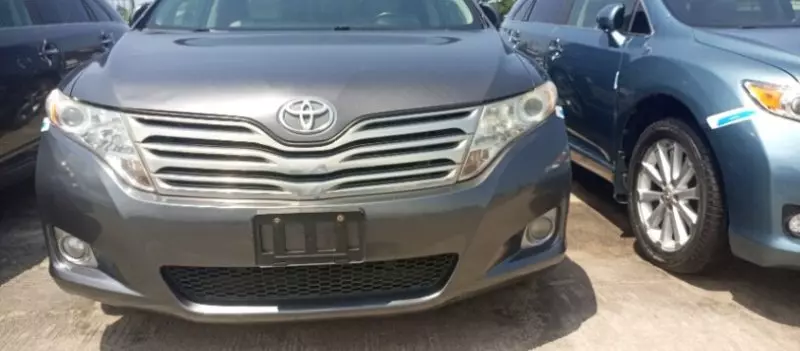 Toyota Venza   - 2011