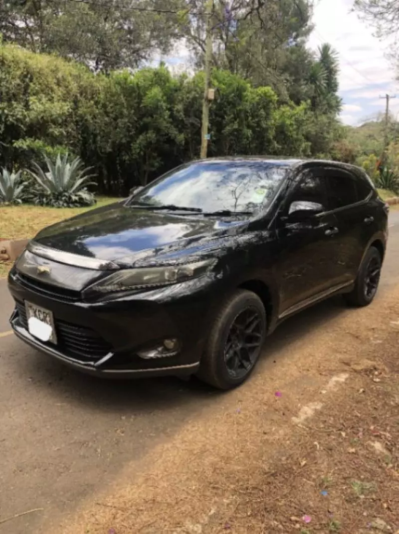 Toyota Harrier   - 2014