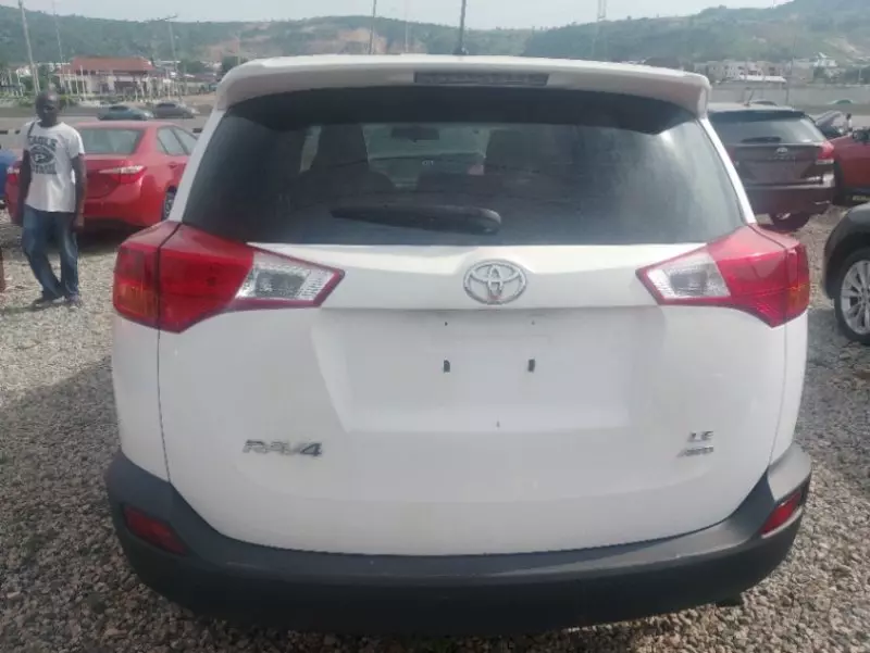 Toyota Rav4   - 2013