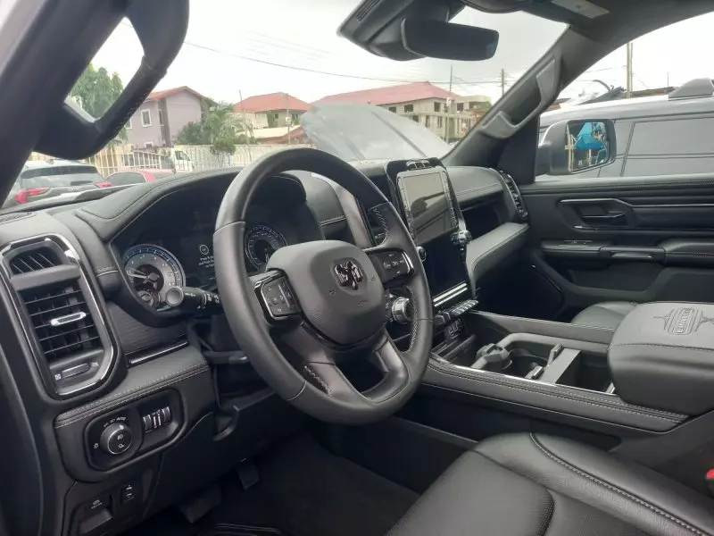 Dodge RAM   - 2023