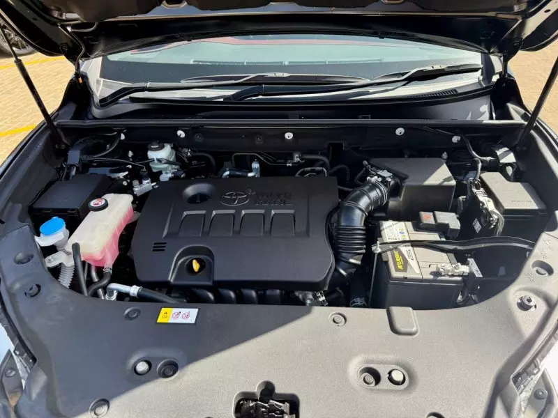 Toyota Harrier   - 2018