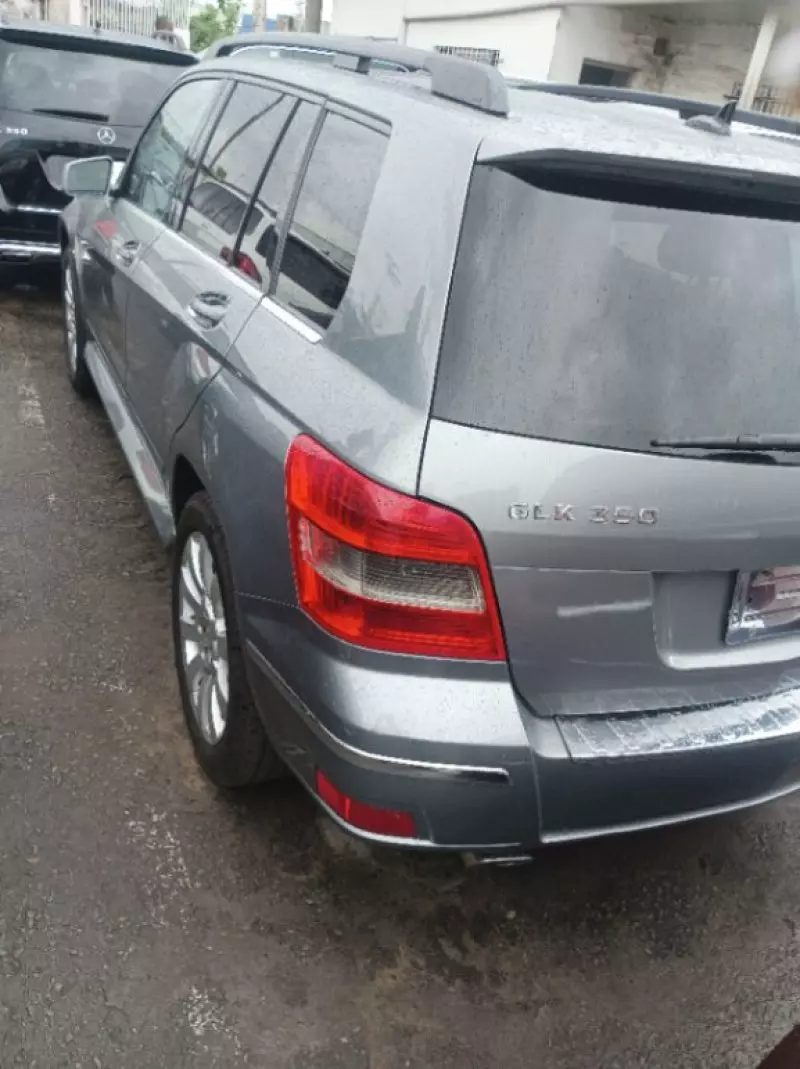 Mercedes-Benz GLK 350   - 2010