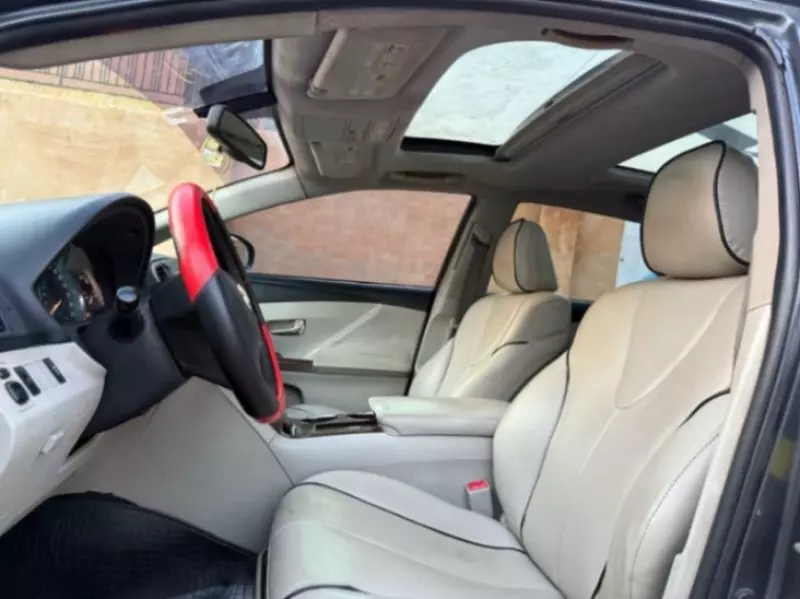 Toyota Venza   - 2010