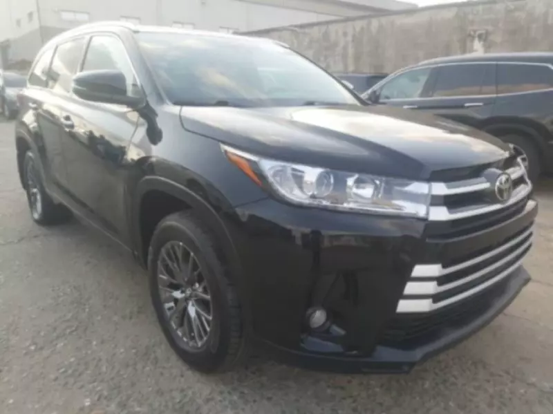 Toyota Highlander   - 2018