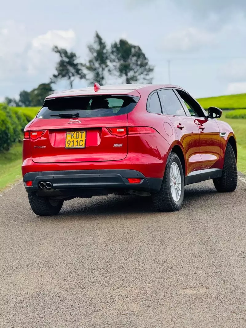 Jaguar F-Pace   - 2016