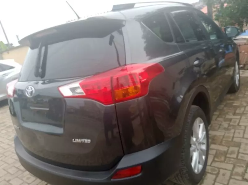 Toyota RAV 4   - 2015