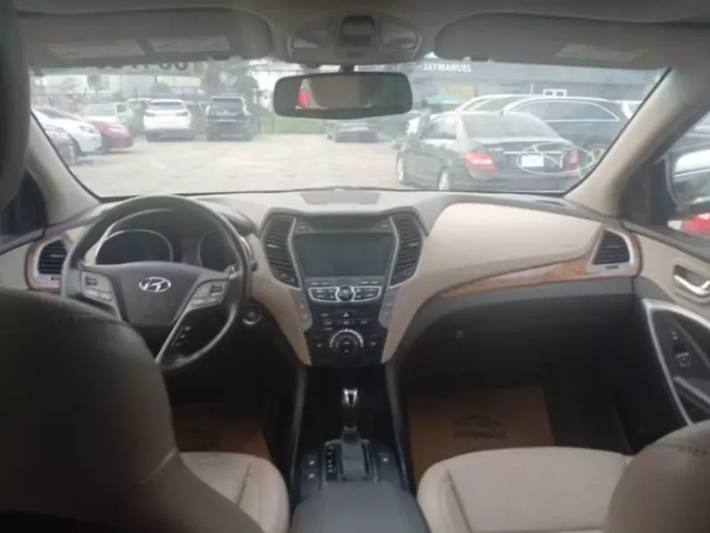 Hyundai Sonata   - 2014