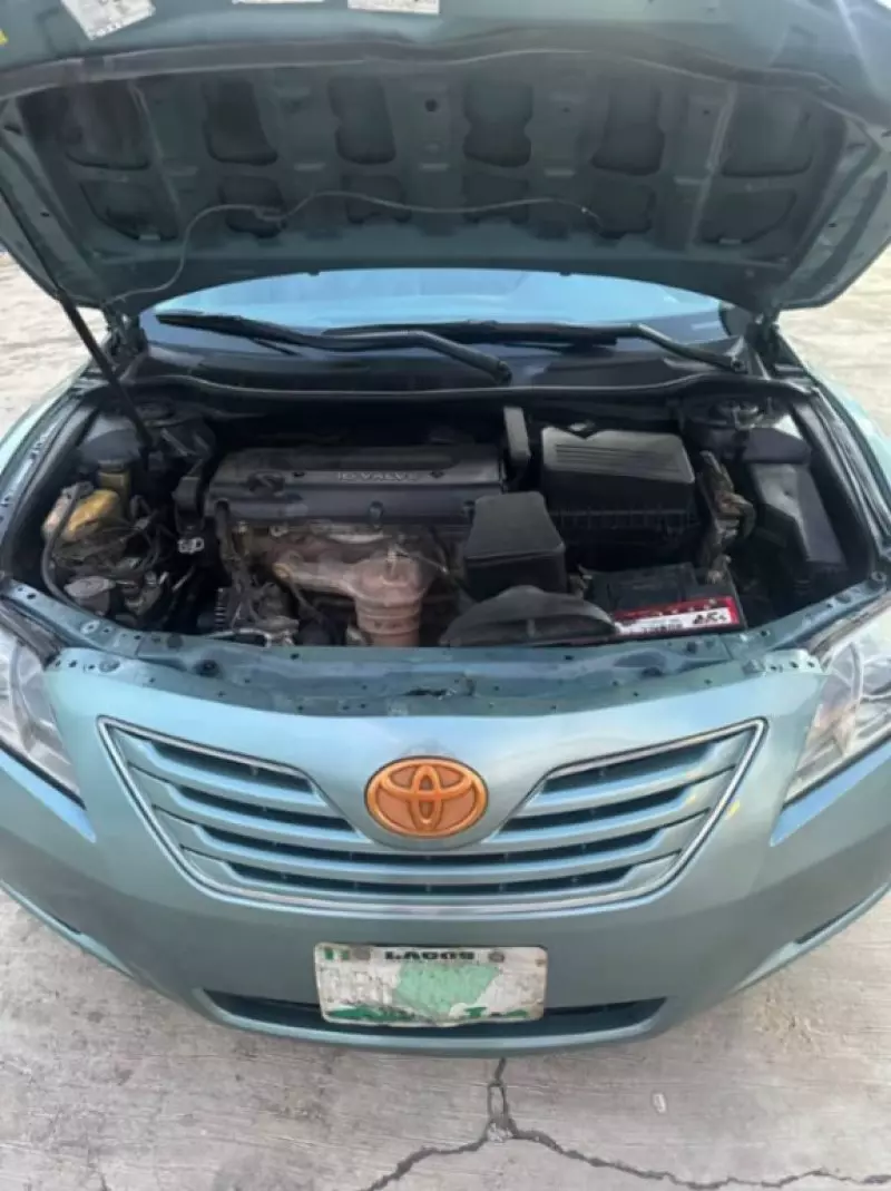 Toyota Camry   - 2007