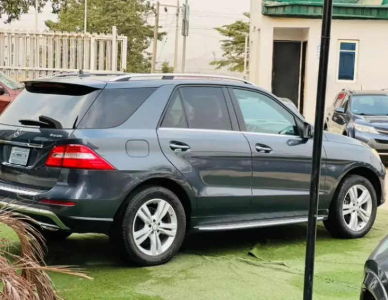 Mercedes-Benz ML-Class - 2013