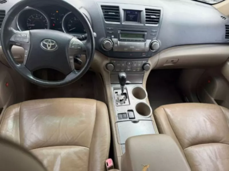 Toyota Highlander   - 2008