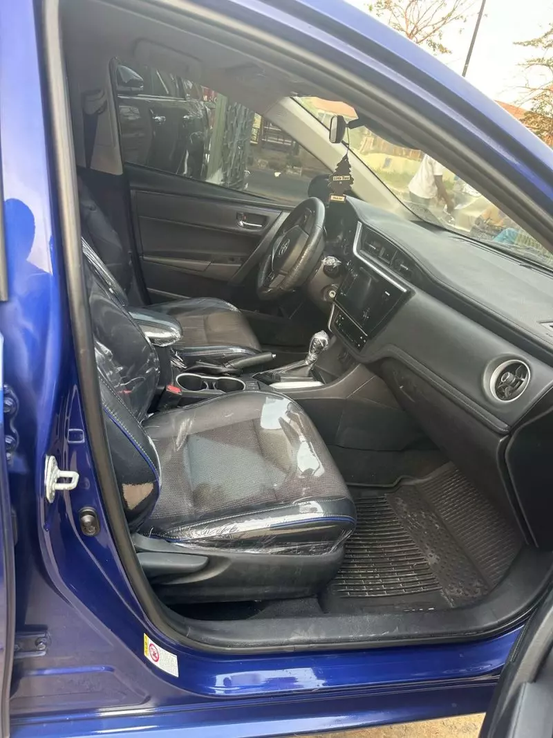 Toyota Corolla   - 2017