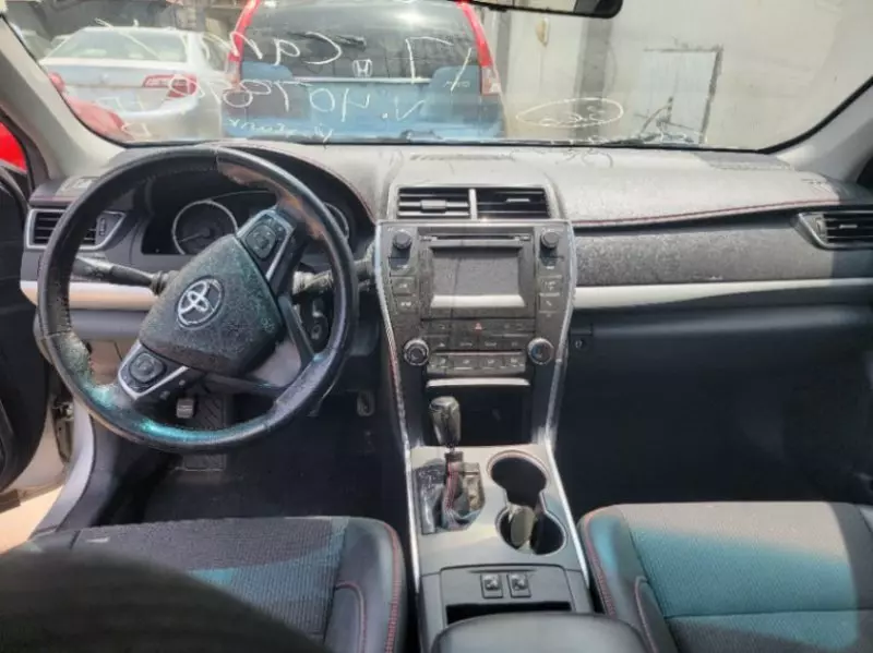 Toyota Camry   - 2017