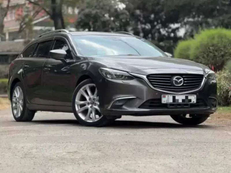 Mazda Atenza    - 2017