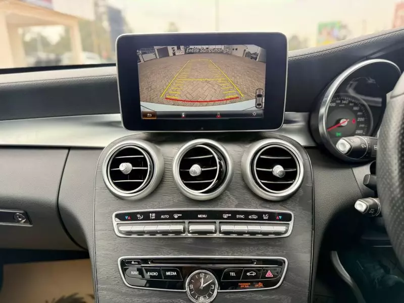 Mercedes-Benz C200   - 2016