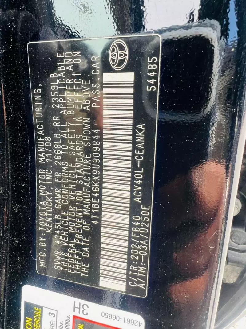 Toyota Camry   - 2009