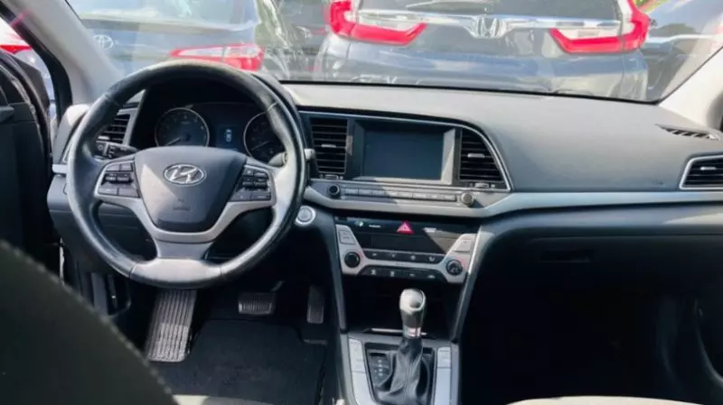 Hyundai Elantra   - 2018