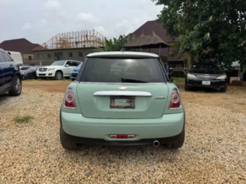 MINI Cooper   - 2012