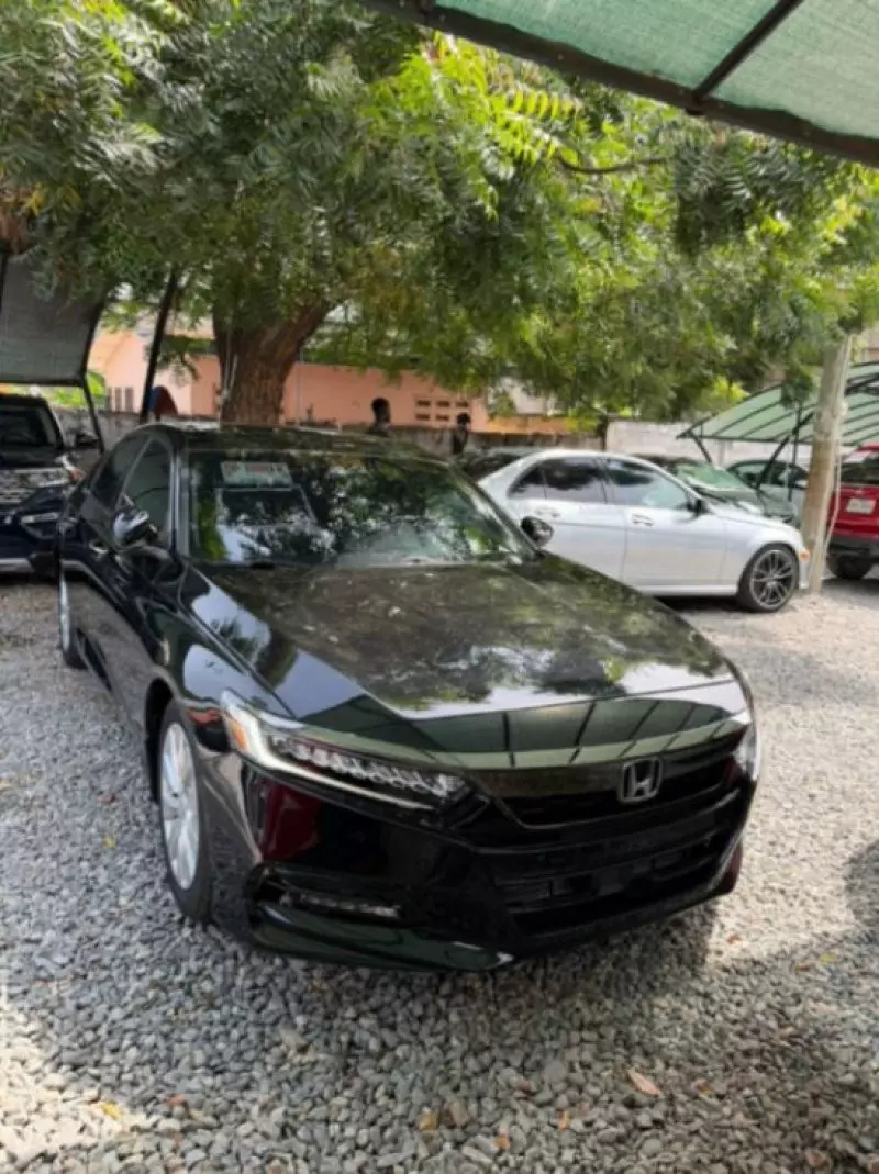 Honda Accord   - 2019
