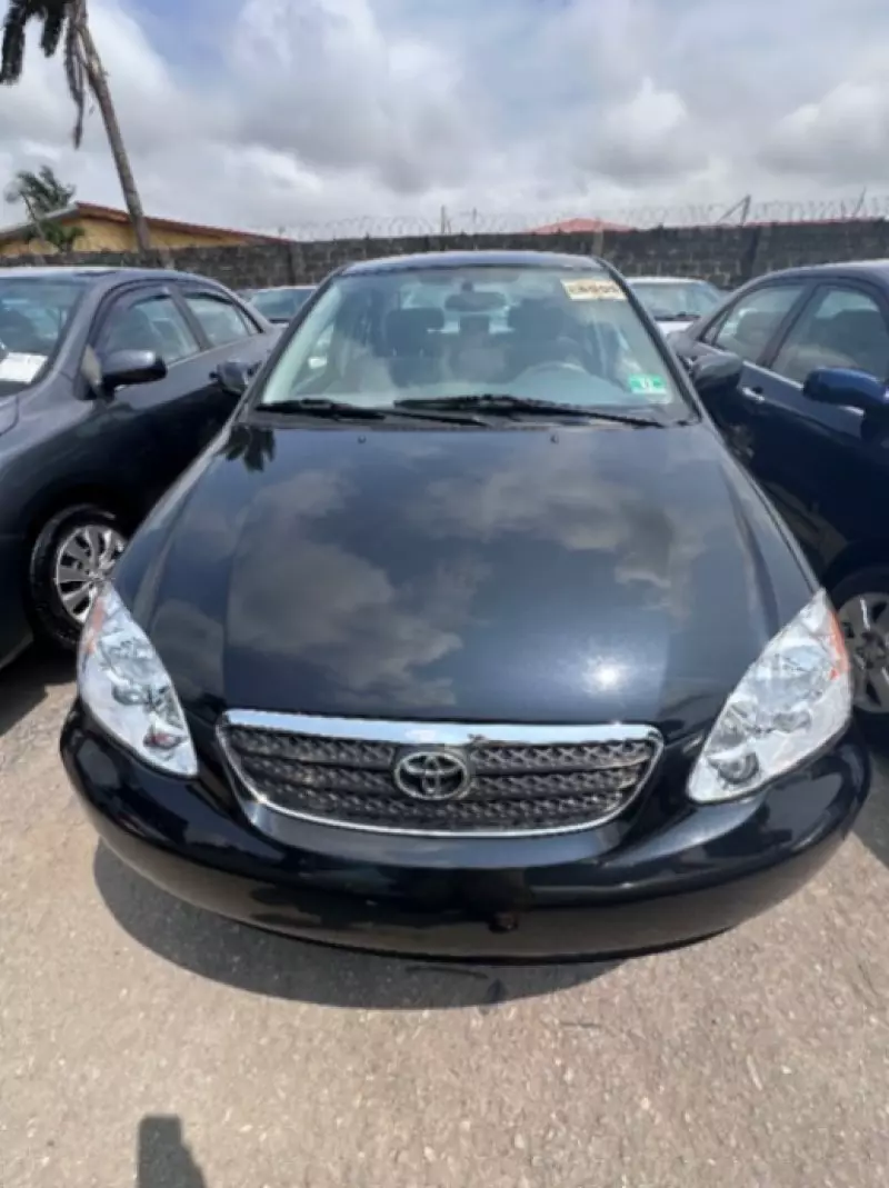 Toyota Corolla   - 2013