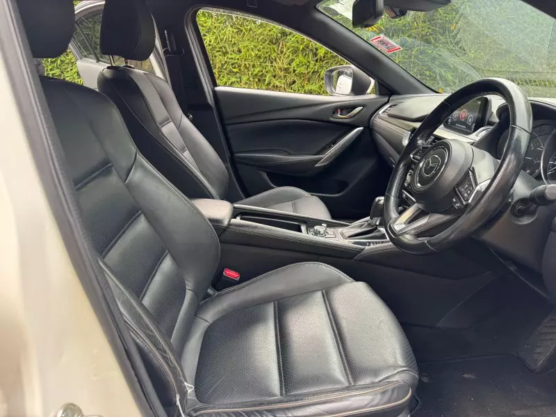Mazda Atenza    - 2018