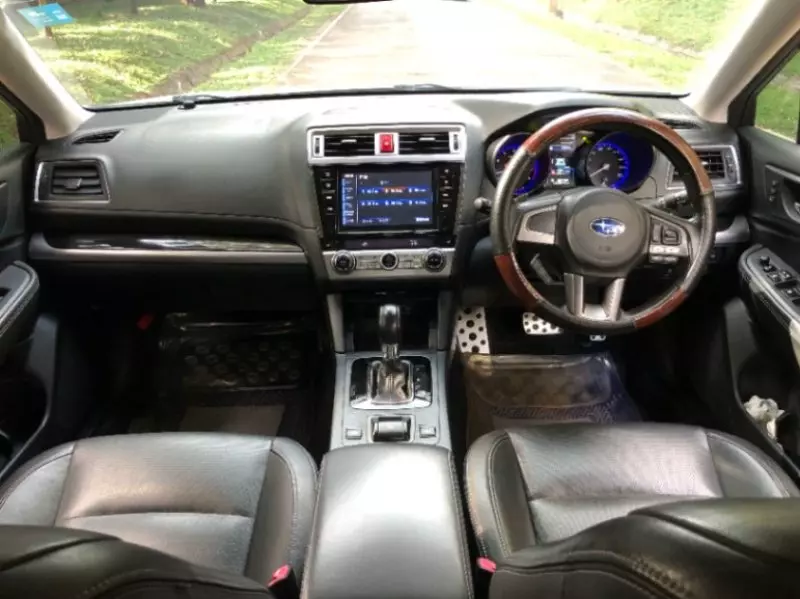Subaru Outback   - 2015