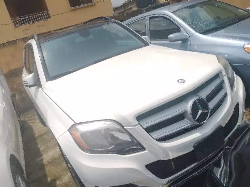 Mercedes-Benz GLK 350   - 2015