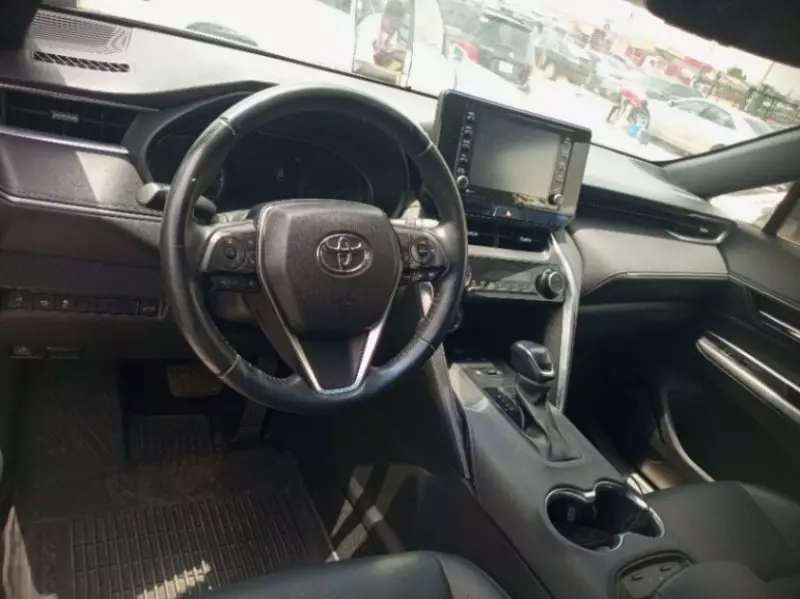 Toyota Venza   - 2021