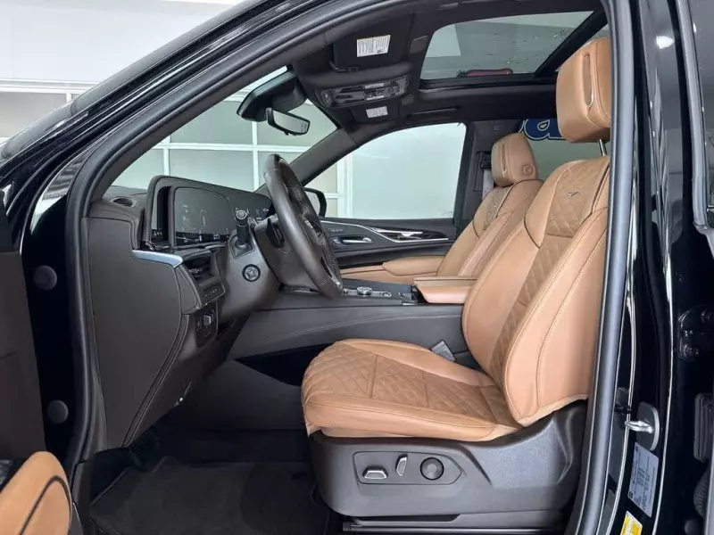 Cadillac Escalade ESV   - 2023