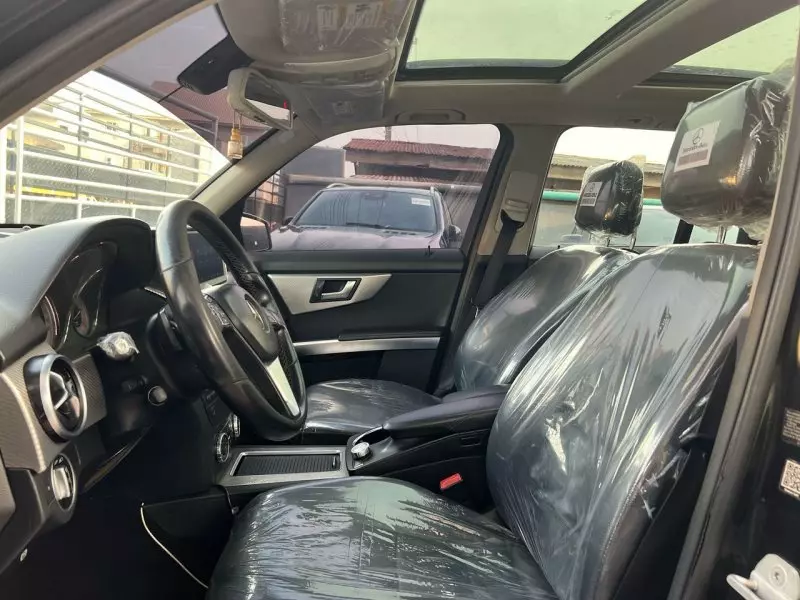 Mercedes-Benz GLK 350   - 2014