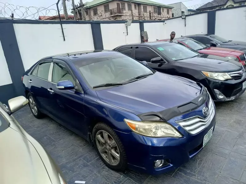 Toyota camry   - 2009