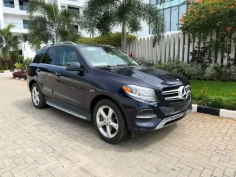 Mercedes-Benz GLE 350   - 2017