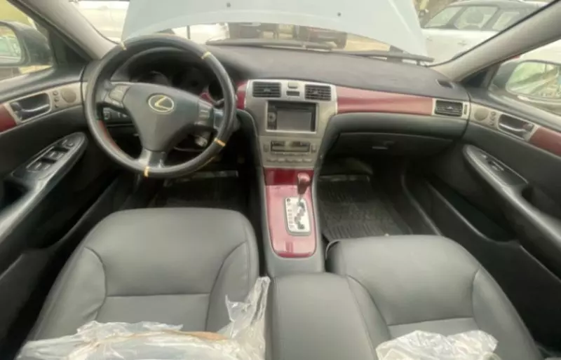 Lexus ES 330   - 2005