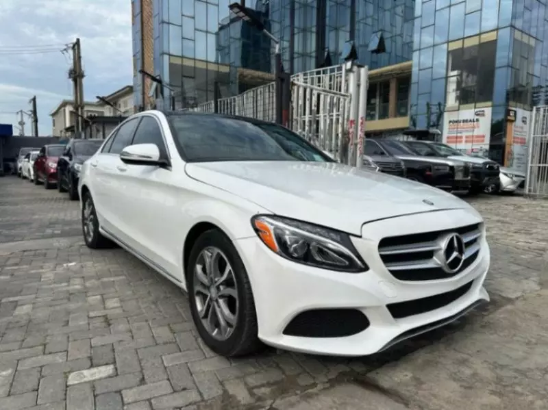 Mercedes-Benz C-Class - 2016