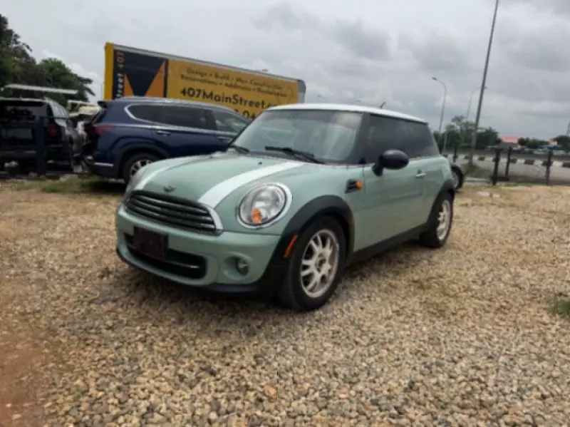 MINI Cooper   - 2012
