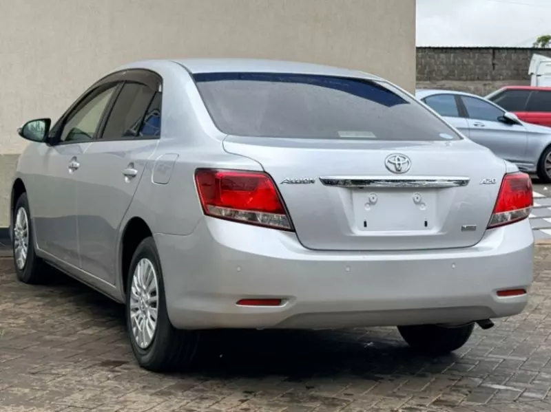 Toyota Allion    - 2017