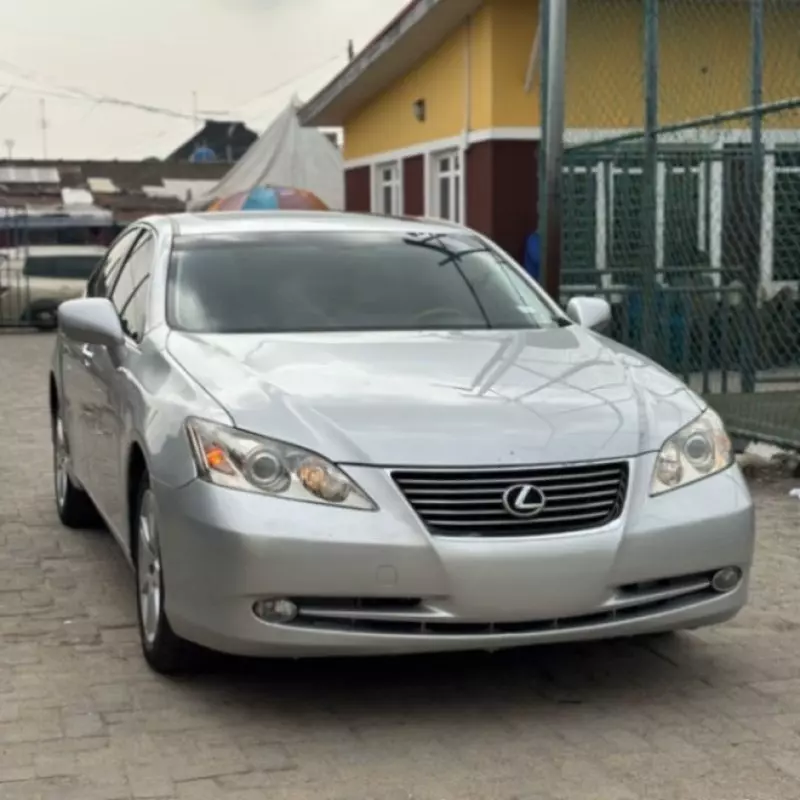 Lexus ES   - 2008