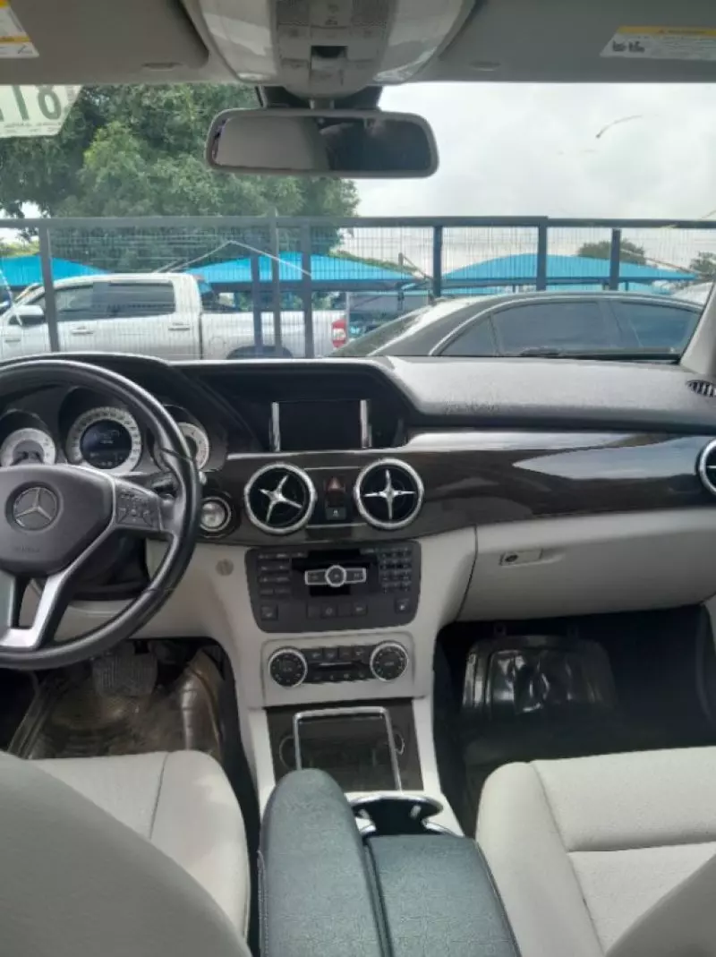 Mercedes-Benz GLK 350   - 2015
