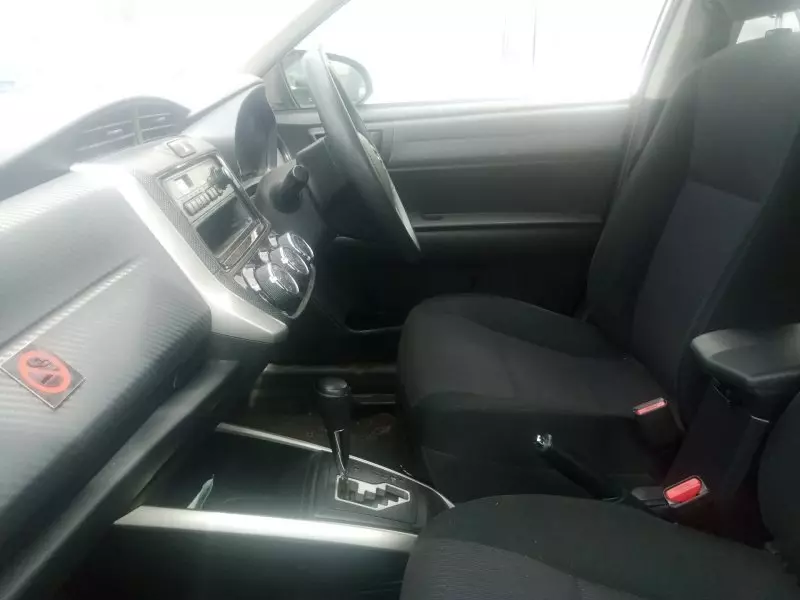 Toyota Fielder    - 2014