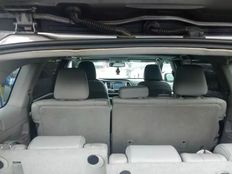 Toyota Highlander   - 2015