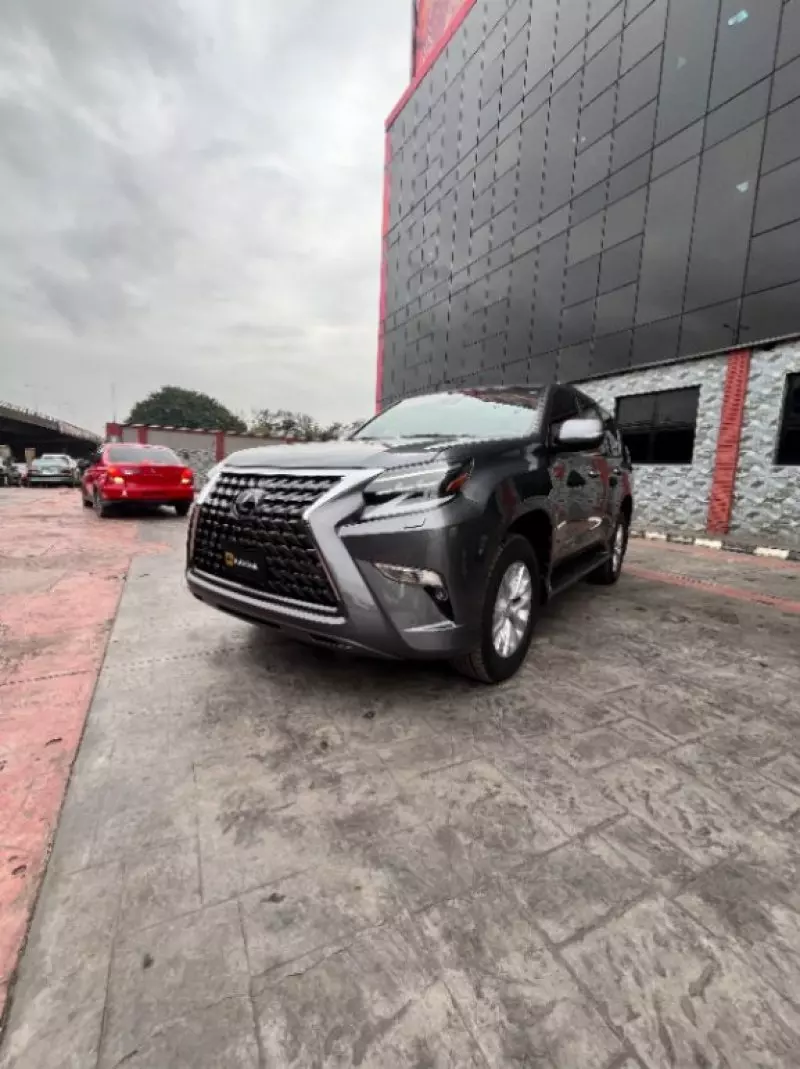 Lexus GX 460   - 2022