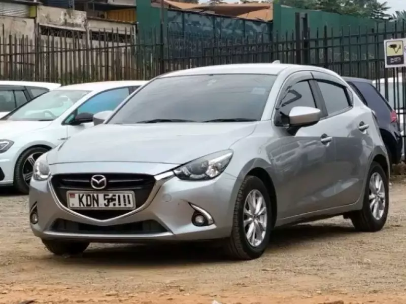 Mazda Demio    - 2016