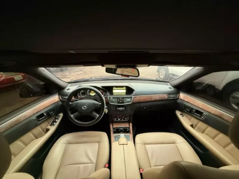 Mercedes-Benz E 350   - 2012